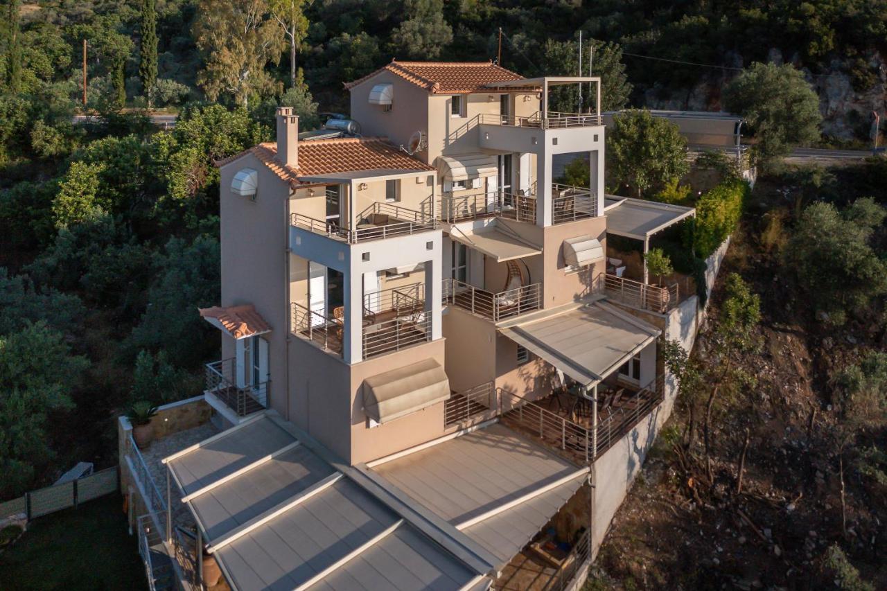 Nikole'S Villas Luxury 180M2 Tirós Екстериор снимка