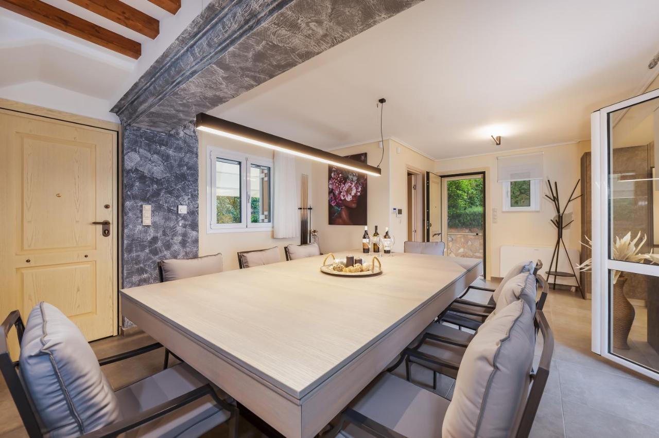 Nikole'S Villas Luxury 180M2 Tirós Екстериор снимка